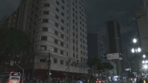 Novo apagão prejudica a rotina dos moradores da região central de SP