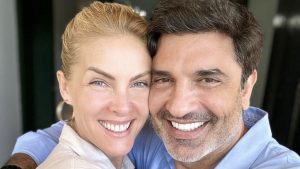 Ana Hickmann inicia a semana posando em click com Edu Guedes 