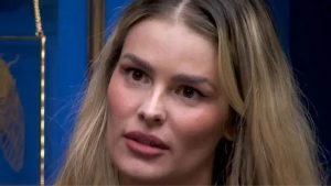 BBB 24: Yasmin diz sentir medo da reação de sua mãe em relação às atitudes no jogo