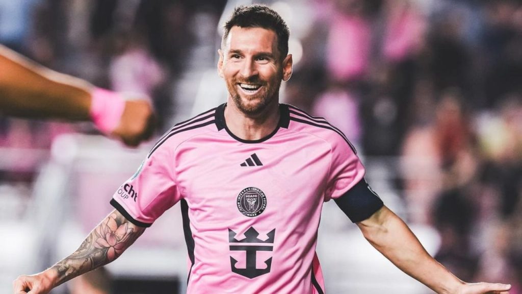 Messi descarta sua idade como determinante para aposentadoria no futebol