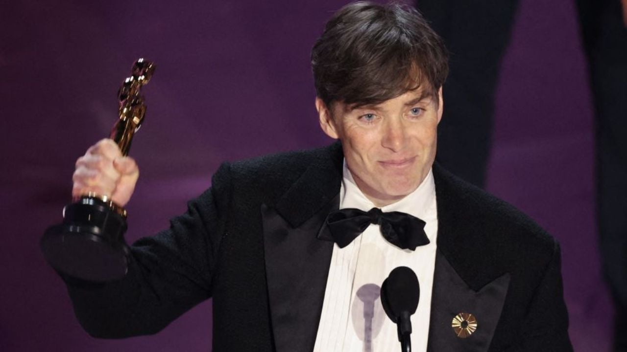 Cillian Murphy recebe Oscar de Melhor Ator