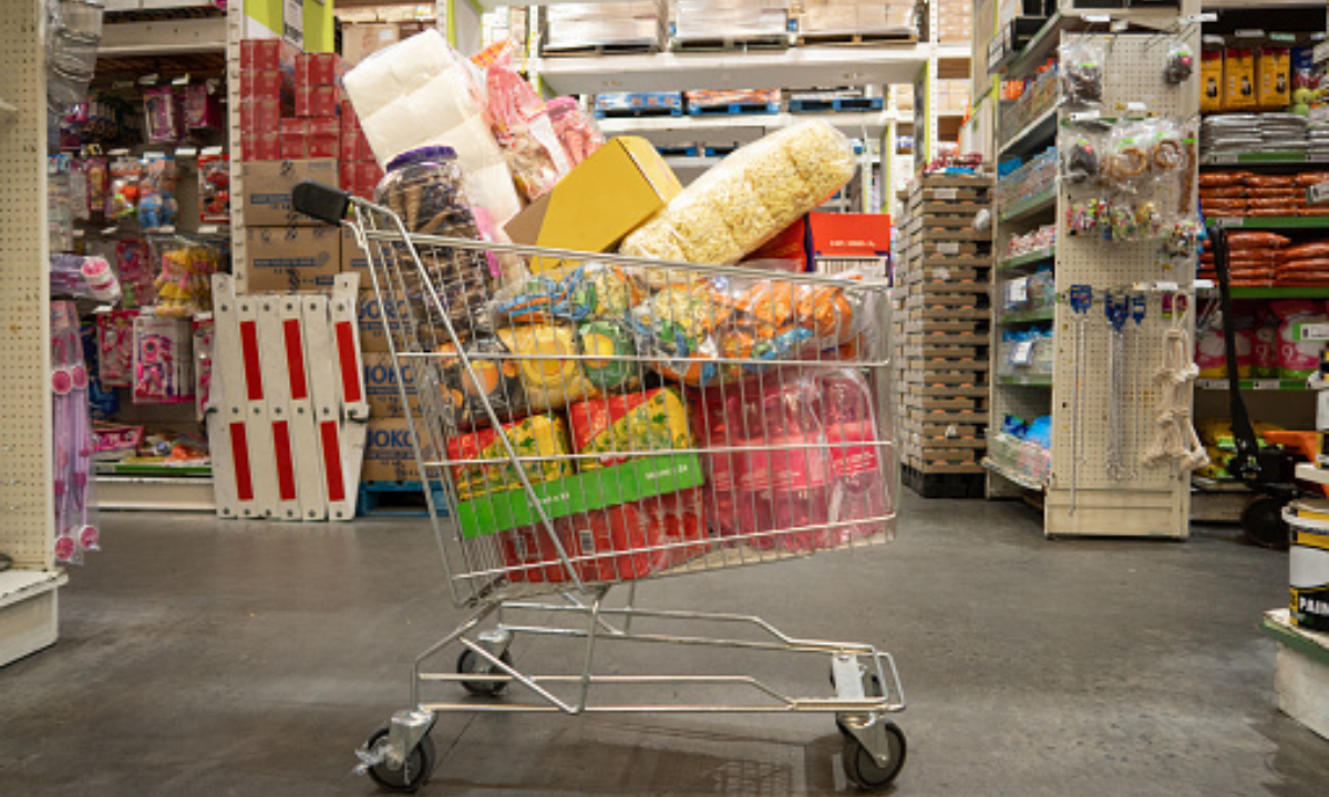 Alimentos ultraprocessados podem desativar mecanismo contra câncer, aponta pesquisa