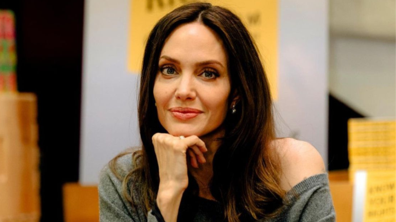 Angelina Jolie em seu Instagram oficial (Reprodução/Instagram/@angelinajolie)