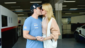 Ana Hickmann apoia Edu Guedes em campeonato de automobilismo em São Paulo