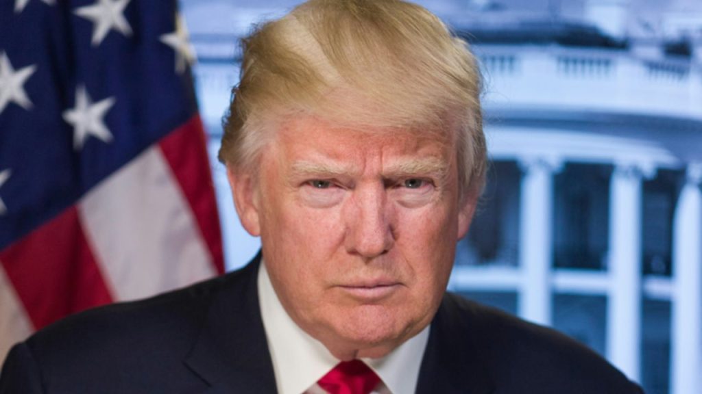 Julgamento de Trump em caso envolvendo atriz pornô começa nesta segunda