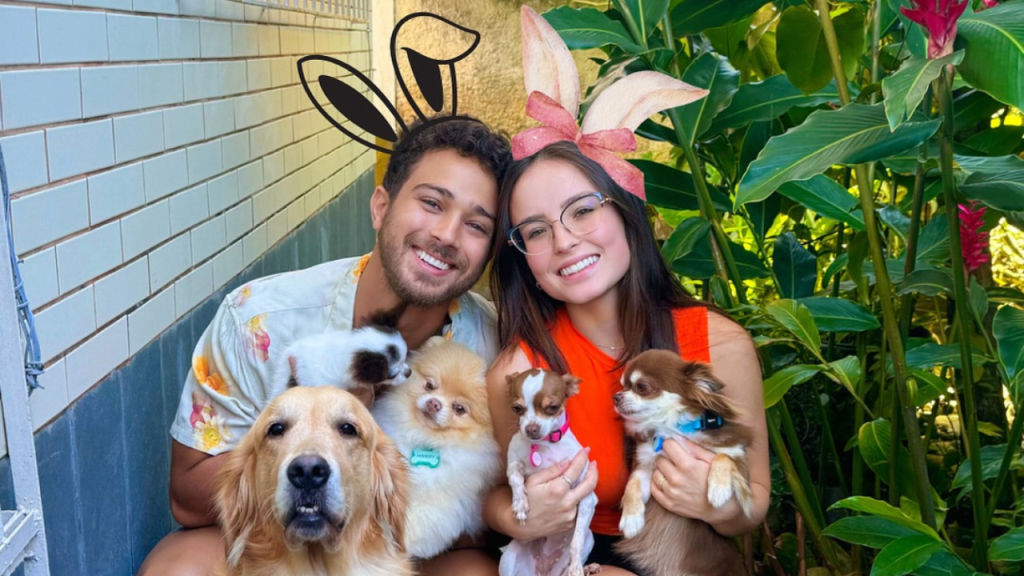 Larissa Manoela comemora Páscoa com a família de André Luiz Frambach Larissa Manoela e André Luiz Frambach na Páscoa