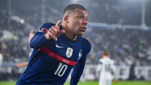 Mbappé entra para a lista dos 10 melhores artilheiros da Champions League