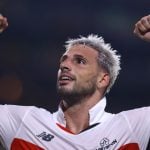 Calleri comemorando gol contra o Barcelona de Guayaquil, no Equador, pela Libertadores