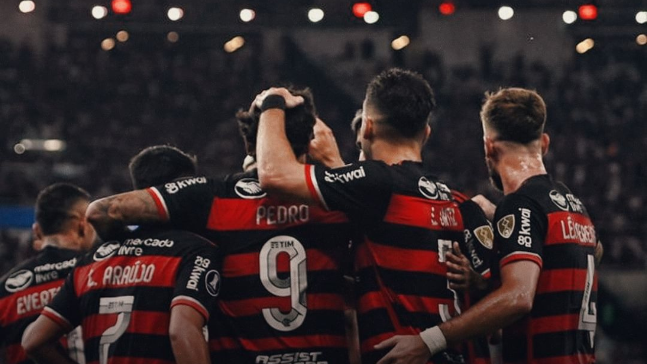 torcedores do flamengo após vitória na libertadores