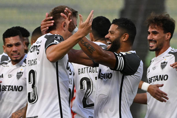 jogadores do Galo