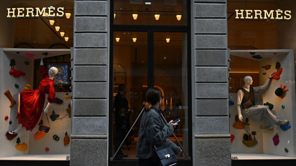 Hermès pode ultrapassar receita da Louis Vuitton e se tornar maior marca de luxo
