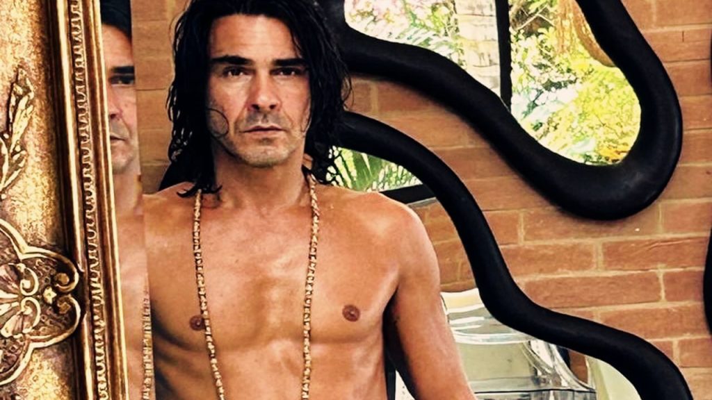 André Gonçalves publica vídeo nu e agita a web 