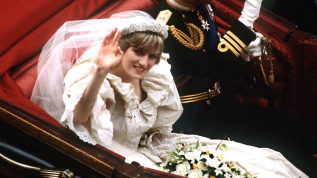 Princesa Diana tinha um segundo vestido de noiva; veja