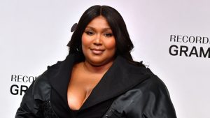 Lizzo desmente boatos sobre fim de sua carreira musical