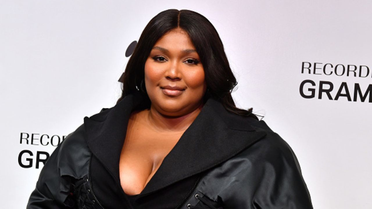 Rumores sobre abandono da carreira musical são desmentidos por Lizzo