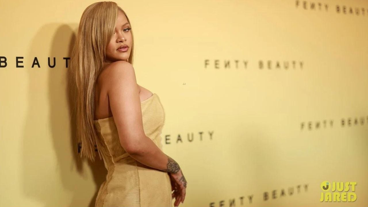 Rihanna em evento da Fenty Beauty