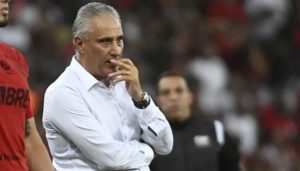 Tite explica o motivo de poupar atletas na altitude