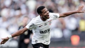 Corinthians provoca Felipe Melo nas redes socias após vitória