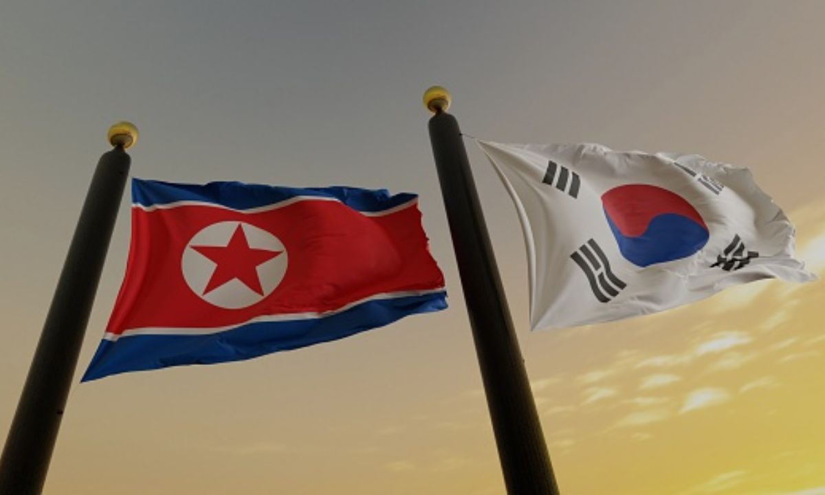 Coreia do Norte confirma ataques com balões de fezes e lixo à Coreia do Sul (1)