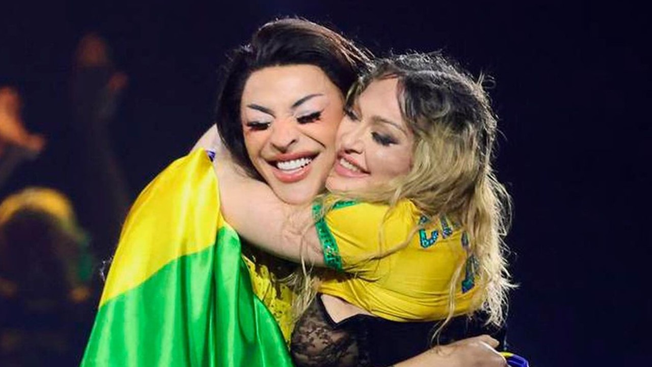 Foto destaque: Pabllo Vittar e Madonna na The Celebration Tour In Rio (Foto: Lucas Ramos e Manu Scarpa/Brazil News)