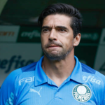 Abel Ferreira descumpriu acordo (Reprodução/Ricardo Moreira/Getty Images)