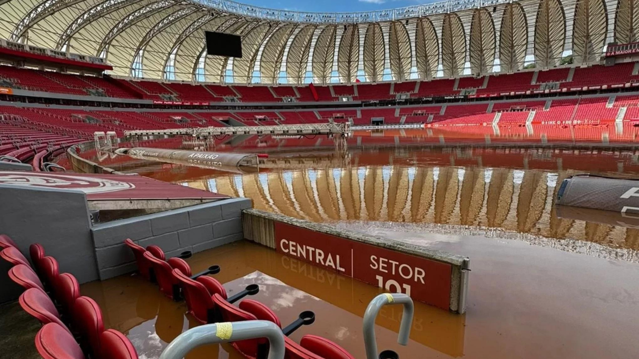 Estádio Beira-Rio alagado