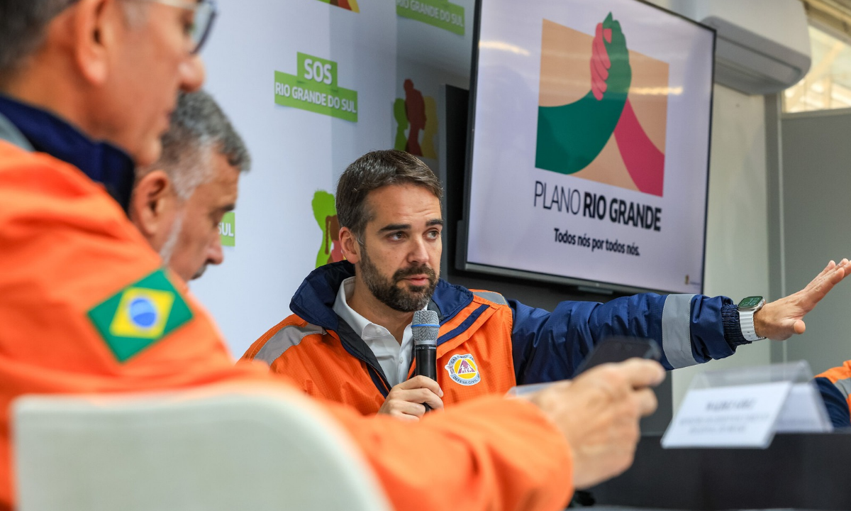 Reunião com os ministros da Secretaria Extraordinária para Apoio à Reconstrução do Rio Grande do Sul,