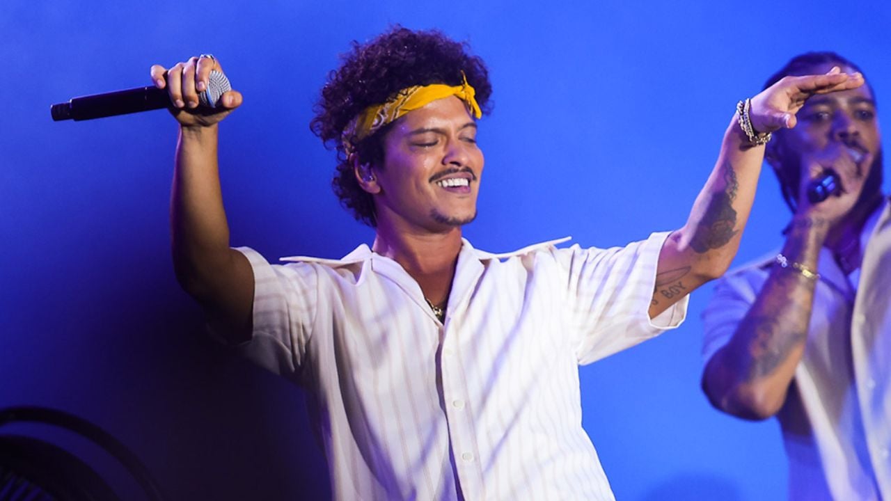 Bruno Mars retornará ao Brasil ainda em 2024, diz jornalista