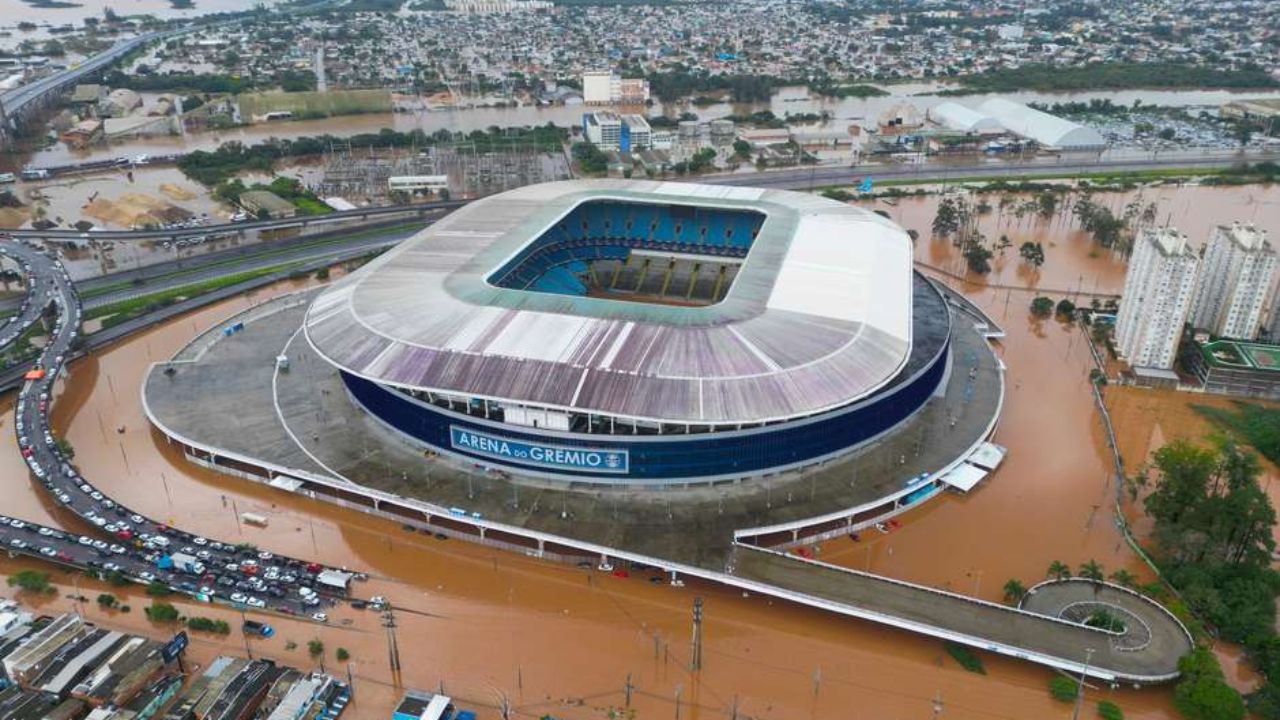 Região da Arena do Grêmio após enchentes