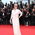 Meryl Streep é homenageada em cerimônia na abertura de Cannes