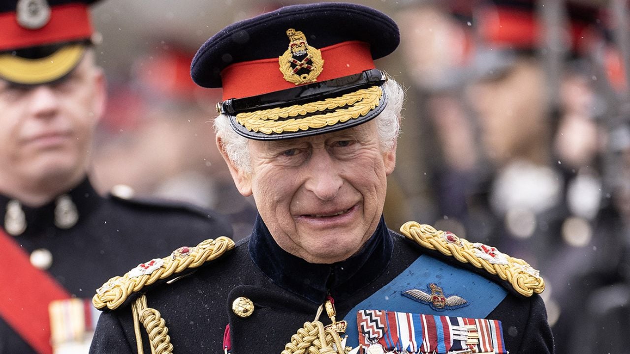 Rei do Reino Unido, Charles III em uniforme real