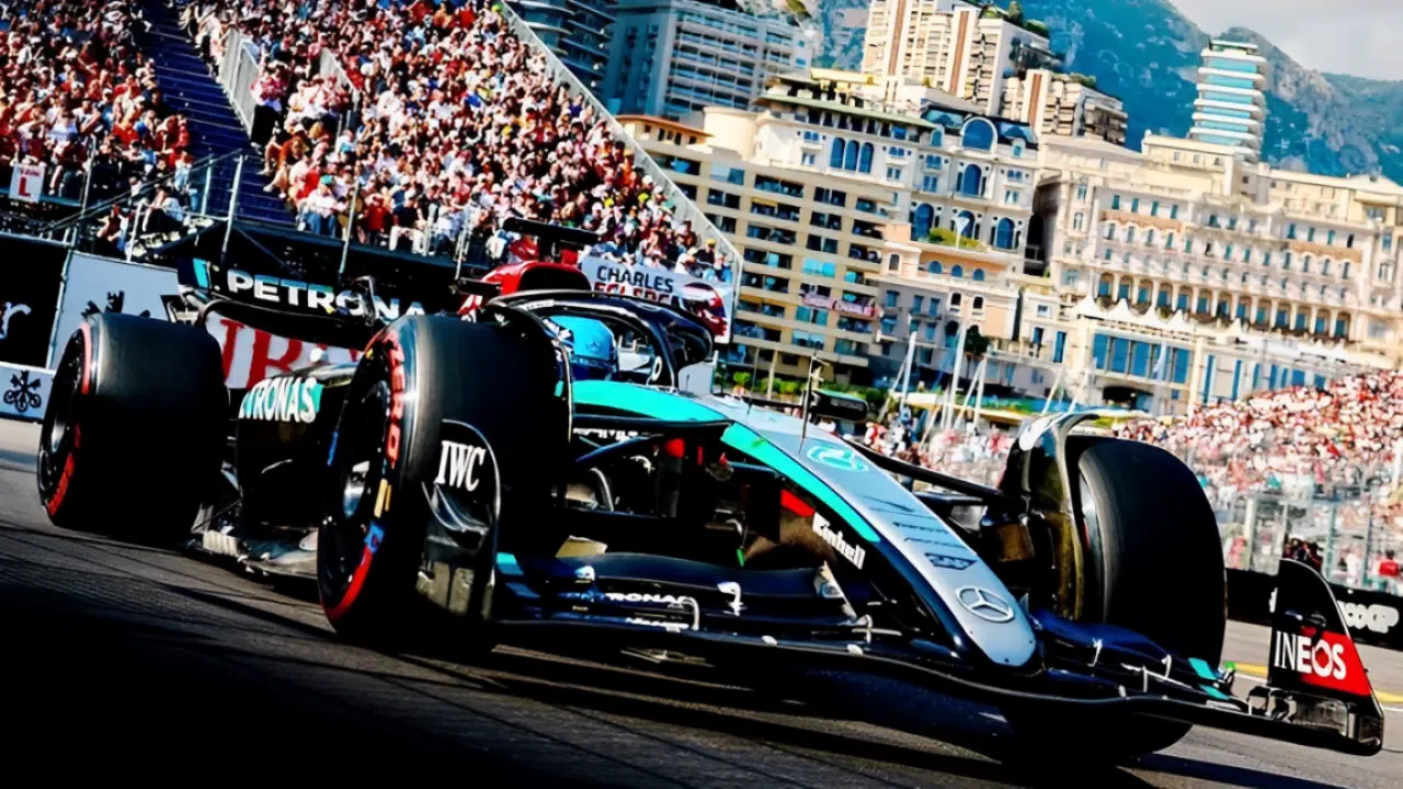 Carro de George Russel em Montreal