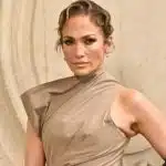 Jennifer Lopez no desfile da Dior semana da alta - costura