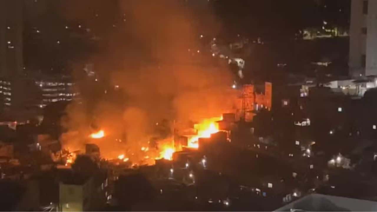 Incêndio na comunidade de Olaria