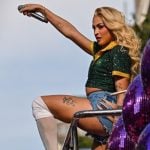 Pabllo Vittar durante a 28ª Parada do Orgulho LGBT+