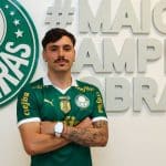 Maurício sendo anunciado pelo Palmeiras