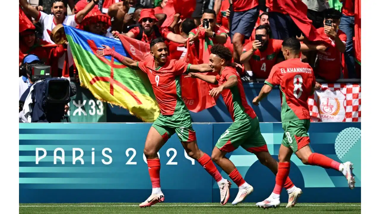 Foto destaque: Marrocos comemorando o gol (Reprodução: Foto/Arnaud Finistre/AFP)