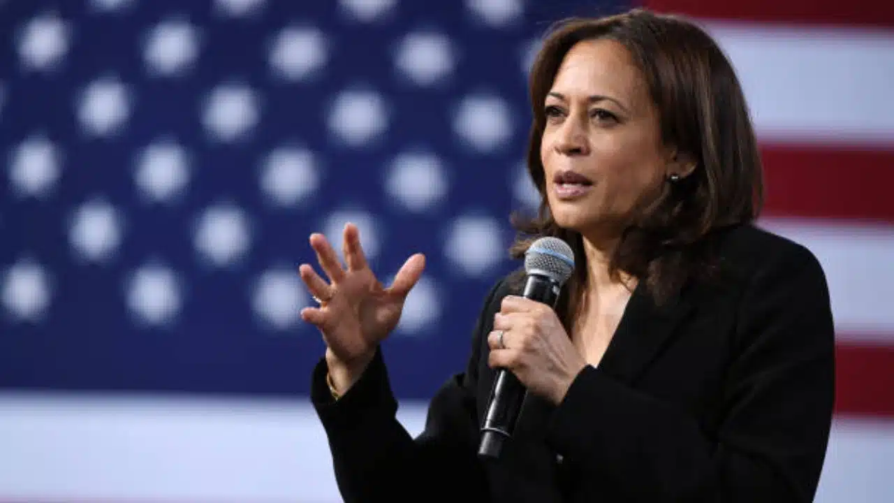 Kamala Harris anuncia vitória de democratas