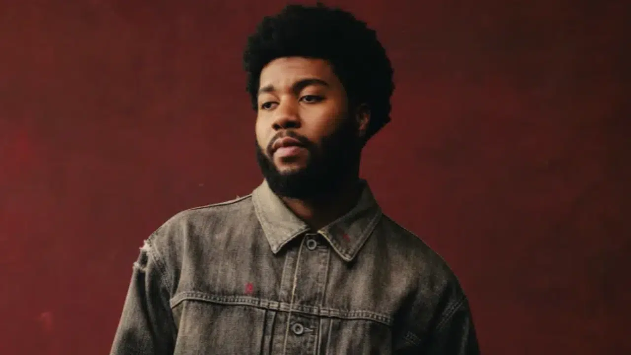 Khalid anuncia "Sincere" como seu terceiro álbum de estúdio