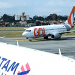 Foto Destaque: Gol e Latam (reprodução/Getty Images Embed/NurPhoto)