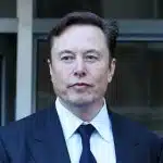 Elon Musk mudará sede de suas empresas devido lei para pessoas trans