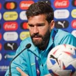 Alisson em entrevista coletiva