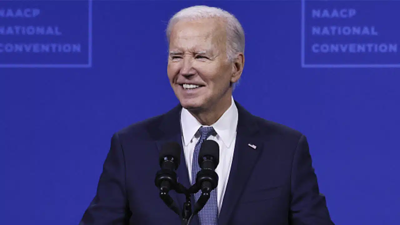 Desistência de Joe Biden a reeleição repercute entre celebridades