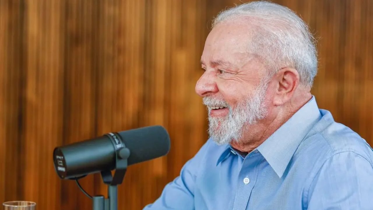 Presidente Lula durante uma entrevista