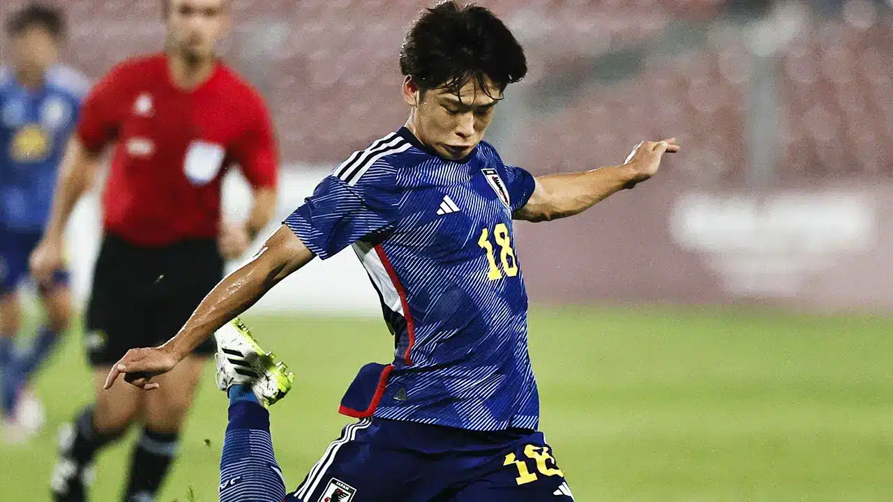 Jogador do Japão, Koki Saito