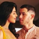 Priyanka Chopra e Nick Jonas marcam presença em casamento bilionário