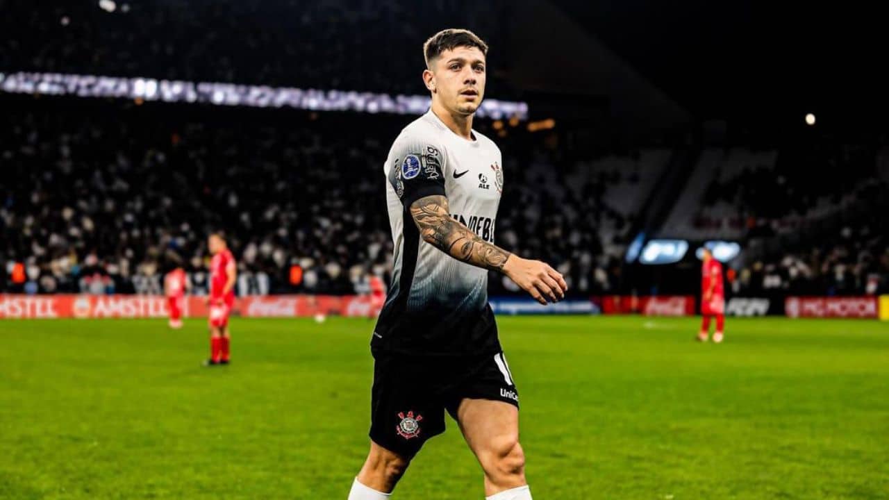 Rodrigo Garro durante jogo do Corinthians