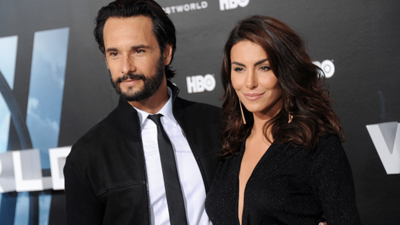 Mel Fronckowiak e Rodrigo Santoro anunciam o nascimento da segunda filha