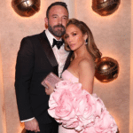 Foto Destaque: Jlo e Ben Aflleck (reprodução/Getty Images Embed/Christopher Polk/Golden Globes 2024)