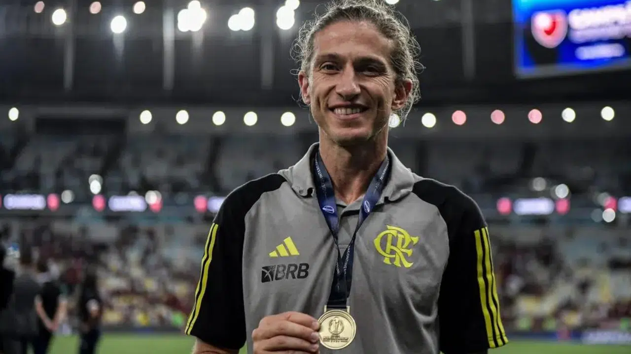 Filipe Luís técnico Famengo das equipes sub-17 e sub-20